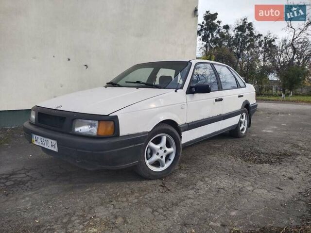 Белый Фольксваген Пассат, объемом двигателя 0 л и пробегом 400 тыс. км за 650 $, фото 6 на Automoto.ua