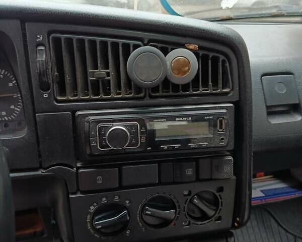 Белый Фольксваген Пассат, объемом двигателя 1.78 л и пробегом 450 тыс. км за 1500 $, фото 7 на Automoto.ua