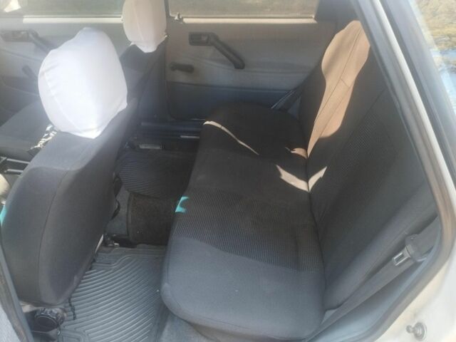 Белый Фольксваген Пассат, объемом двигателя 1.8 л и пробегом 5 тыс. км за 1500 $, фото 7 на Automoto.ua