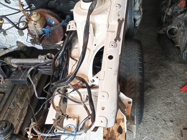 Белый Фольксваген Пассат, объемом двигателя 1.8 л и пробегом 1000 тыс. км за 1073 $, фото 11 на Automoto.ua