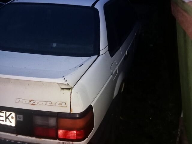 Белый Фольксваген Пассат, объемом двигателя 1.9 л и пробегом 444 тыс. км за 1900 $, фото 3 на Automoto.ua