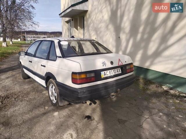 Белый Фольксваген Пассат, объемом двигателя 0 л и пробегом 400 тыс. км за 650 $, фото 4 на Automoto.ua