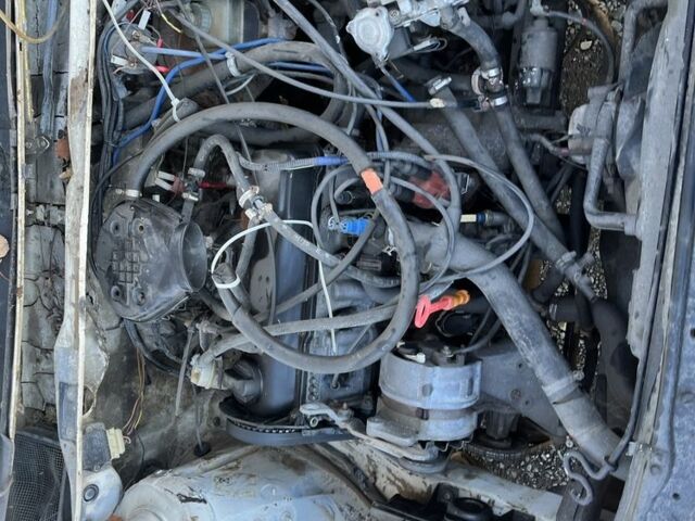 Белый Фольксваген Пассат, объемом двигателя 1.8 л и пробегом 250 тыс. км за 547 $, фото 6 на Automoto.ua