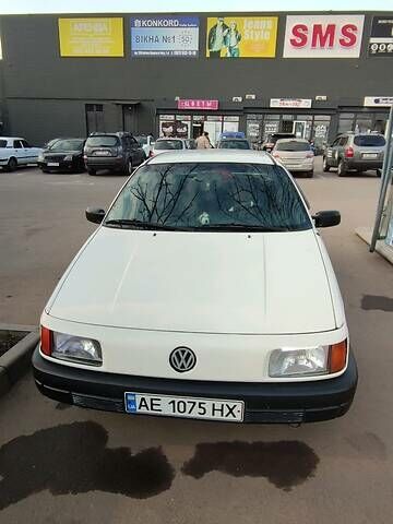 Белый Фольксваген Пассат, объемом двигателя 1.8 л и пробегом 435 тыс. км за 3099 $, фото 60 на Automoto.ua