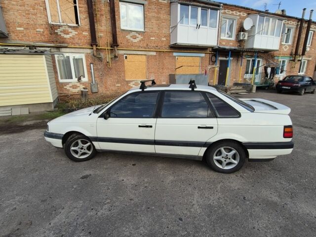 Белый Фольксваген Пассат, объемом двигателя 1.8 л и пробегом 375 тыс. км за 1665 $, фото 7 на Automoto.ua