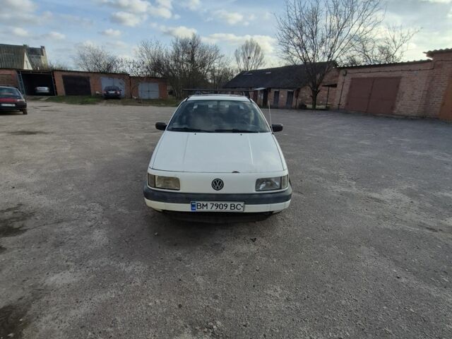 Белый Фольксваген Пассат, объемом двигателя 1.8 л и пробегом 375 тыс. км за 1665 $, фото 1 на Automoto.ua