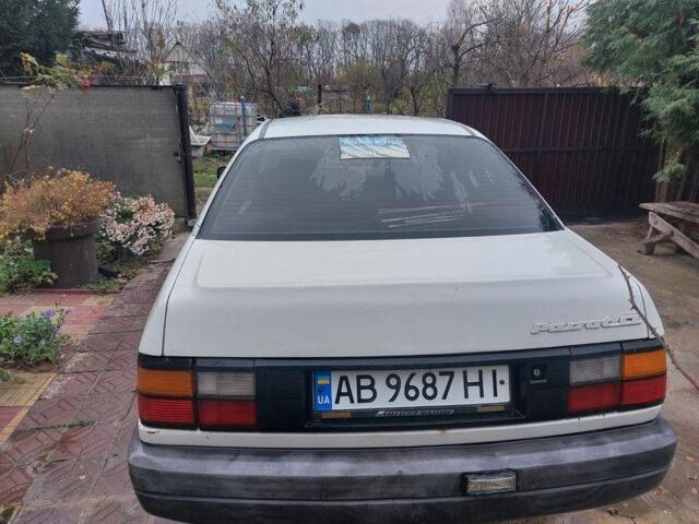 Белый Фольксваген Пассат, объемом двигателя 1.8 л и пробегом 420 тыс. км за 1200 $, фото 2 на Automoto.ua