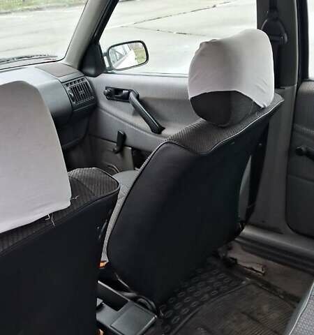 Белый Фольксваген Пассат, объемом двигателя 1.8 л и пробегом 350 тыс. км за 1700 $, фото 4 на Automoto.ua