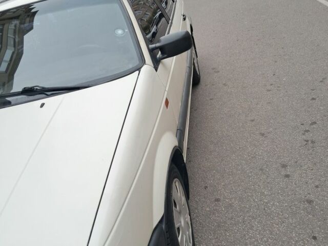 Белый Фольксваген Пассат, объемом двигателя 1.8 л и пробегом 410 тыс. км за 2500 $, фото 8 на Automoto.ua