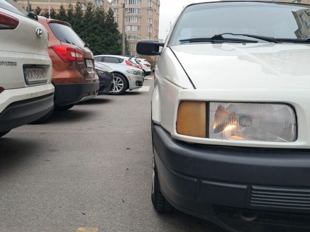 Белый Фольксваген Пассат, объемом двигателя 1.8 л и пробегом 410 тыс. км за 2500 $, фото 2 на Automoto.ua