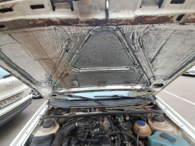 Белый Фольксваген Пассат, объемом двигателя 1.8 л и пробегом 410 тыс. км за 2500 $, фото 20 на Automoto.ua