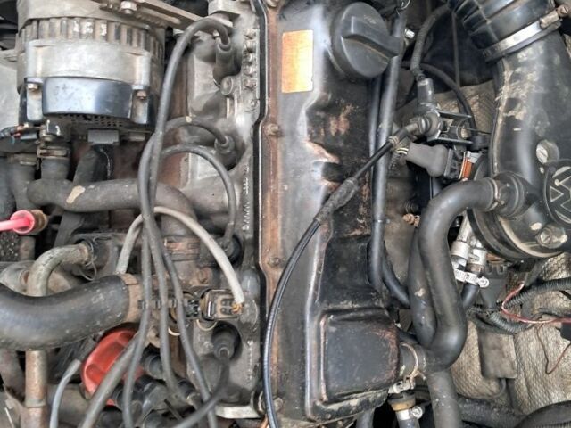 Белый Фольксваген Пассат, объемом двигателя 1.8 л и пробегом 410 тыс. км за 2500 $, фото 21 на Automoto.ua