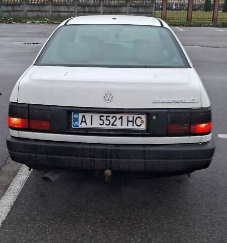 Белый Фольксваген Пассат, объемом двигателя 1.8 л и пробегом 350 тыс. км за 1700 $, фото 3 на Automoto.ua