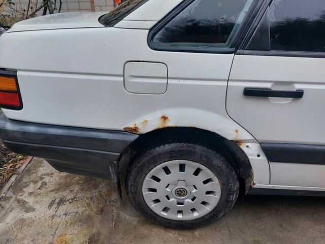 Белый Фольксваген Пассат, объемом двигателя 1.8 л и пробегом 420 тыс. км за 1200 $, фото 7 на Automoto.ua