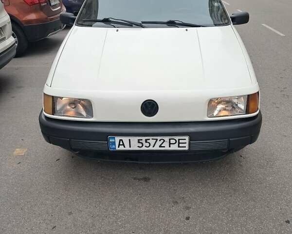 Белый Фольксваген Пассат, объемом двигателя 1.8 л и пробегом 410 тыс. км за 2500 $, фото 23 на Automoto.ua