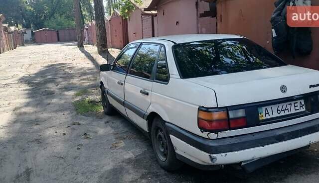 Белый Фольксваген Пассат, объемом двигателя 1.8 л и пробегом 450 тыс. км за 1700 $, фото 1 на Automoto.ua