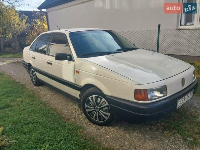 Білий Фольксваген Пассат, об'ємом двигуна 1.8 л та пробігом 279 тис. км за 1299 $, фото 17 на Automoto.ua