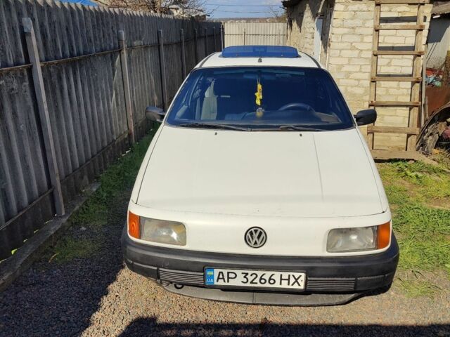 Белый Фольксваген Пассат, объемом двигателя 1 л и пробегом 20 тыс. км за 1500 $, фото 4 на Automoto.ua