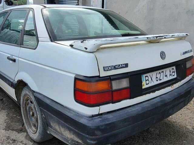 Белый Фольксваген Пассат, объемом двигателя 1.8 л и пробегом 300 тыс. км за 1200 $, фото 4 на Automoto.ua