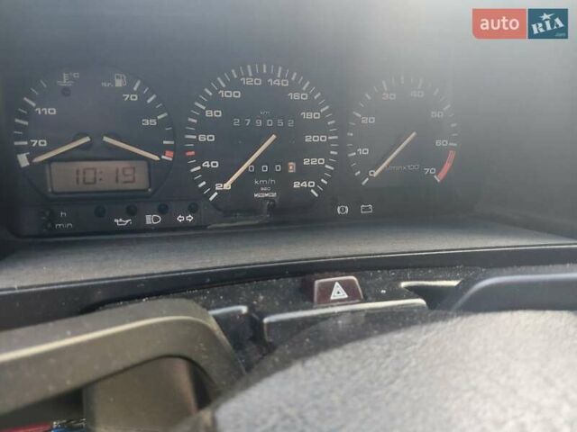 Білий Фольксваген Пассат, об'ємом двигуна 1.8 л та пробігом 279 тис. км за 1299 $, фото 5 на Automoto.ua