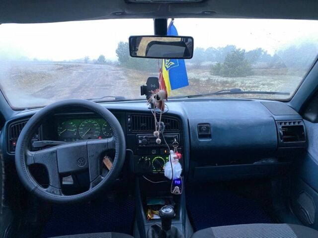 Белый Фольксваген Пассат, объемом двигателя 1.8 л и пробегом 307 тыс. км за 2500 $, фото 7 на Automoto.ua