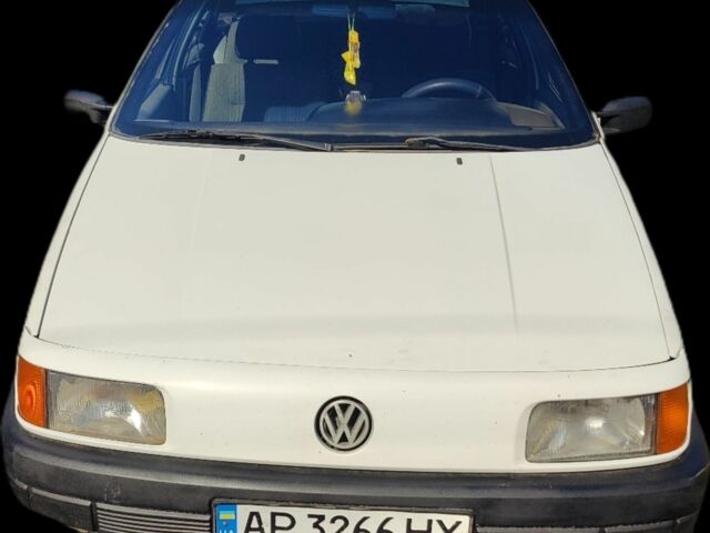 Белый Фольксваген Пассат, объемом двигателя 1 л и пробегом 20 тыс. км за 1500 $, фото 1 на Automoto.ua