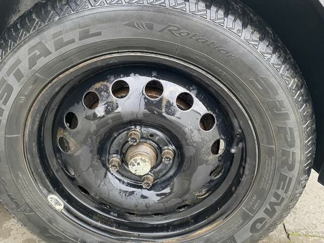 Белый Фольксваген Пассат, объемом двигателя 1.8 л и пробегом 250 тыс. км за 1450 $, фото 4 на Automoto.ua