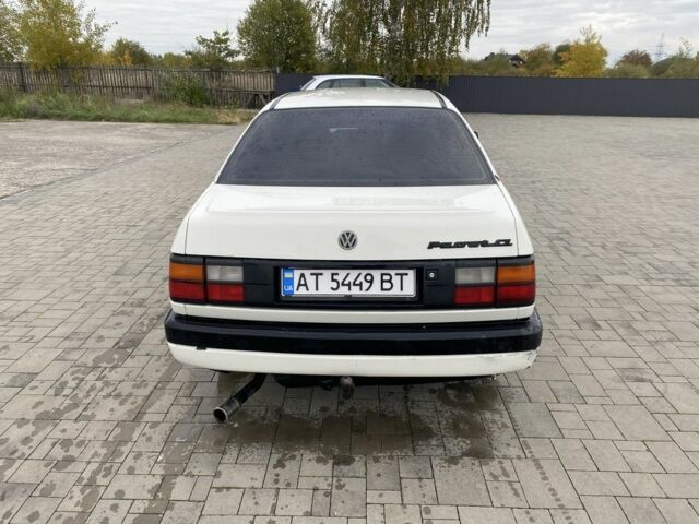 Белый Фольксваген Пассат, объемом двигателя 1.8 л и пробегом 250 тыс. км за 1450 $, фото 3 на Automoto.ua