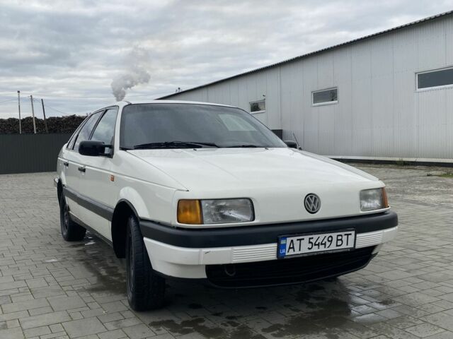 Белый Фольксваген Пассат, объемом двигателя 1.8 л и пробегом 250 тыс. км за 1450 $, фото 2 на Automoto.ua