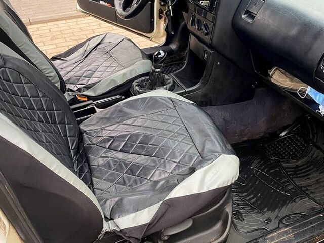 Белый Фольксваген Пассат, объемом двигателя 1.8 л и пробегом 0 тыс. км за 1400 $, фото 1 на Automoto.ua