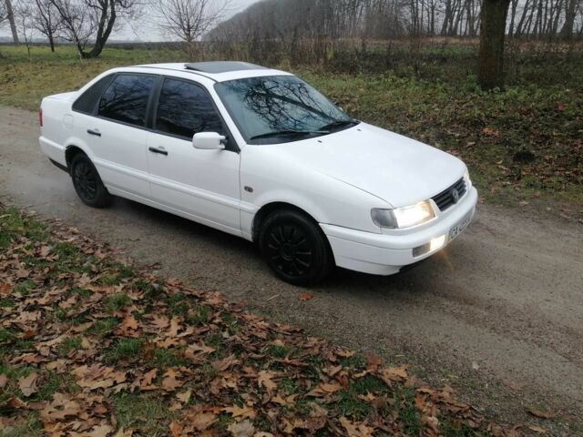 Белый Фольксваген Пассат, объемом двигателя 2 л и пробегом 100 тыс. км за 1500 $, фото 9 на Automoto.ua