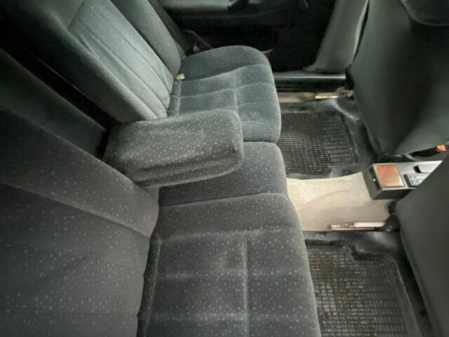 Белый Фольксваген Пассат, объемом двигателя 2 л и пробегом 310 тыс. км за 2200 $, фото 6 на Automoto.ua