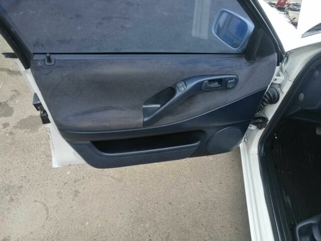 Белый Фольксваген Пассат, объемом двигателя 2 л и пробегом 100 тыс. км за 1500 $, фото 10 на Automoto.ua