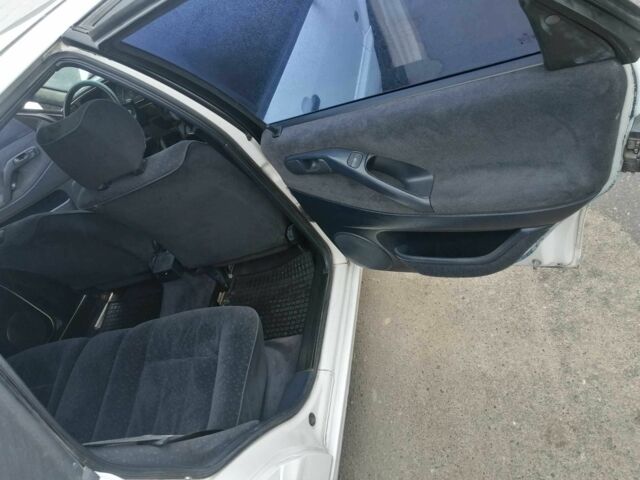 Белый Фольксваген Пассат, объемом двигателя 2 л и пробегом 100 тыс. км за 1500 $, фото 18 на Automoto.ua