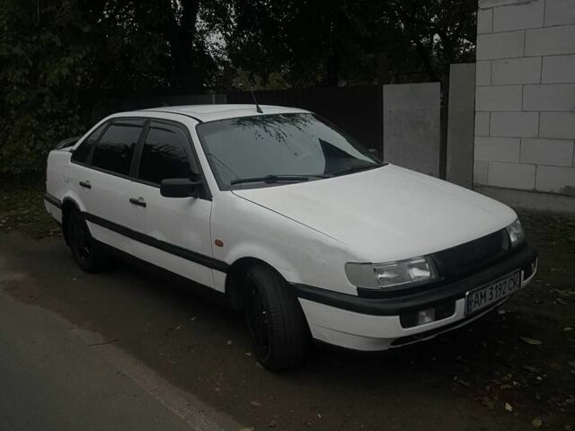 Фольксваген Пассат 1994 в Борисполе на Automoto.ua Белый Фольксваген Пассат, объемом двигателя 2 л и пробегом 435 тыс. км за 1299 $, фото 3 на Automoto.ua