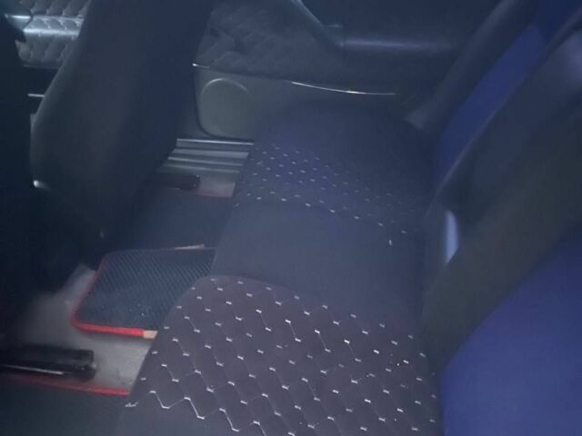 Фольксваген Пассат 1994 в Борисполе на Automoto.ua Белый Фольксваген Пассат, объемом двигателя 2 л и пробегом 435 тыс. км за 1299 $, фото 7 на Automoto.ua