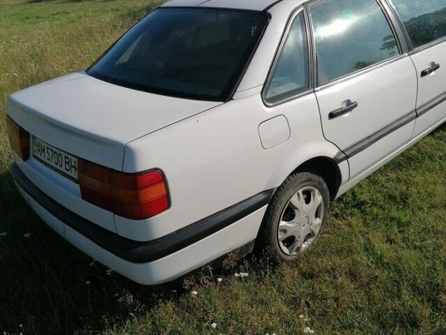 Белый Фольксваген Пассат, объемом двигателя 2 л и пробегом 310 тыс. км за 2200 $, фото 3 на Automoto.ua