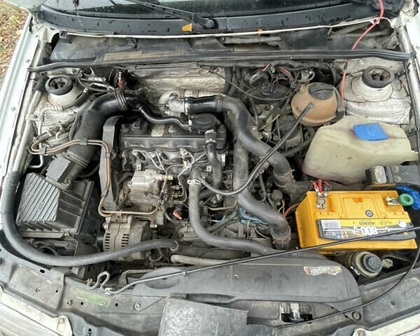 Белый Фольксваген Пассат, объемом двигателя 1.9 л и пробегом 450 тыс. км за 2350 $, фото 7 на Automoto.ua