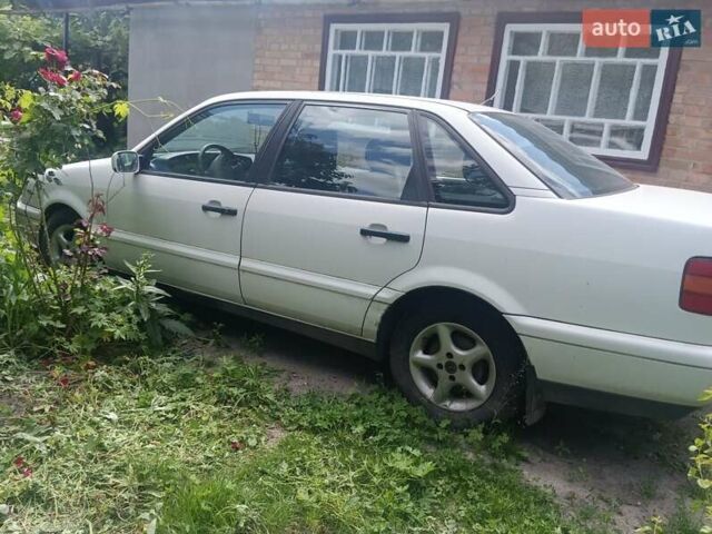 Белый Фольксваген Пассат, объемом двигателя 1.78 л и пробегом 150 тыс. км за 2600 $, фото 5 на Automoto.ua