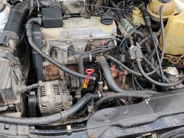 Белый Фольксваген Пассат, объемом двигателя 2 л и пробегом 400 тыс. км за 2100 $, фото 19 на Automoto.ua