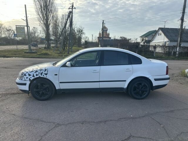 Білий Фольксваген Пассат, об'ємом двигуна 0 л та пробігом 462 тис. км за 1499 $, фото 3 на Automoto.ua