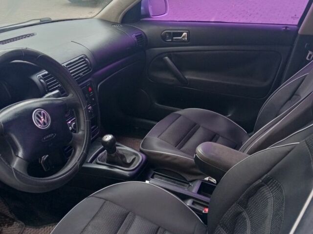 Белый Фольксваген Пассат, объемом двигателя 0 л и пробегом 320 тыс. км за 2650 $, фото 13 на Automoto.ua