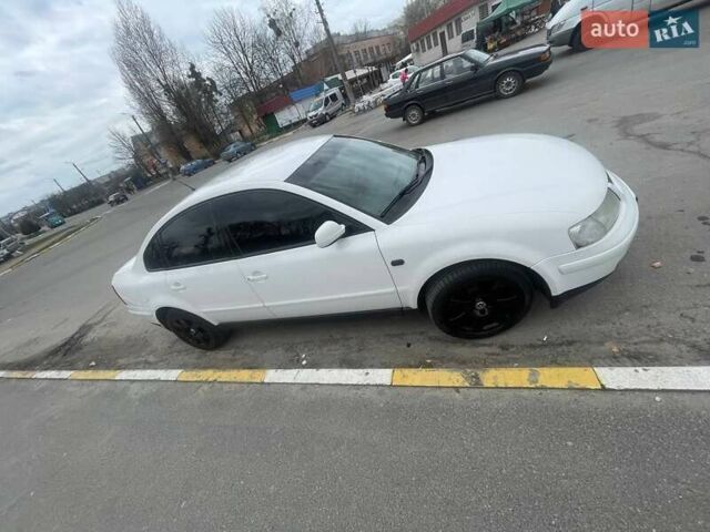 Белый Фольксваген Пассат, объемом двигателя 1.9 л и пробегом 512 тыс. км за 4200 $, фото 2 на Automoto.ua