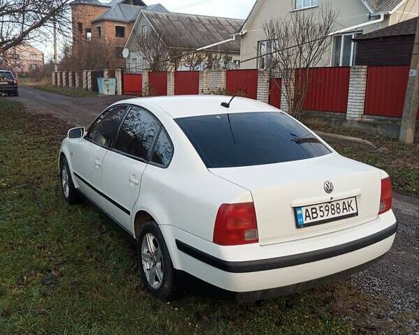 Белый Фольксваген Пассат, объемом двигателя 1.78 л и пробегом 369 тыс. км за 3800 $, фото 5 на Automoto.ua