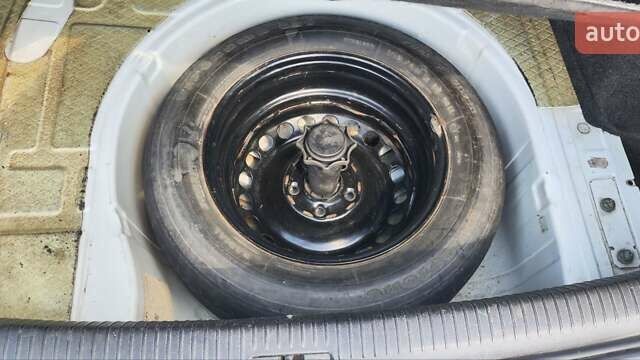 Белый Фольксваген Пассат, объемом двигателя 1.8 л и пробегом 220 тыс. км за 4999 $, фото 14 на Automoto.ua