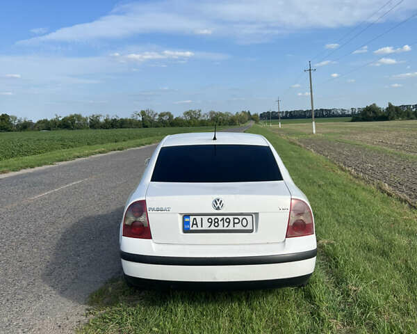 Белый Фольксваген Пассат, объемом двигателя 1.9 л и пробегом 460 тыс. км за 4500 $, фото 5 на Automoto.ua