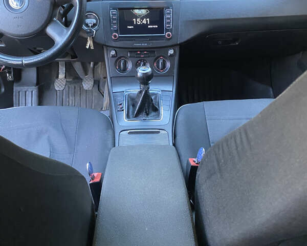 Фольксваген Пассат 2006 в Бердичеве на Automoto.ua Белый Фольксваген Пассат, объемом двигателя 1.9 л и пробегом 512 тыс. км за 6000 $, фото 19 на Automoto.ua