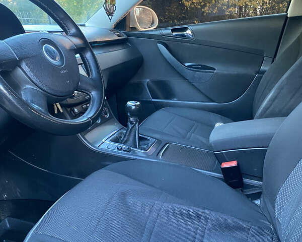 Фольксваген Пассат 2006 в Бердичеве на Automoto.ua Белый Фольксваген Пассат, объемом двигателя 1.9 л и пробегом 512 тыс. км за 6000 $, фото 21 на Automoto.ua