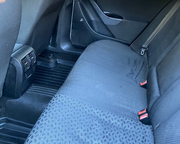 Фольксваген Пассат 2006 в Бердичеве на Automoto.ua Белый Фольксваген Пассат, объемом двигателя 1.9 л и пробегом 512 тыс. км за 6000 $, фото 18 на Automoto.ua