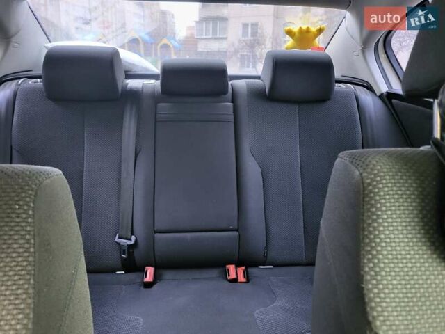 Білий Фольксваген Пассат, об'ємом двигуна 1.9 л та пробігом 341 тис. км за 7000 $, фото 16 на Automoto.ua